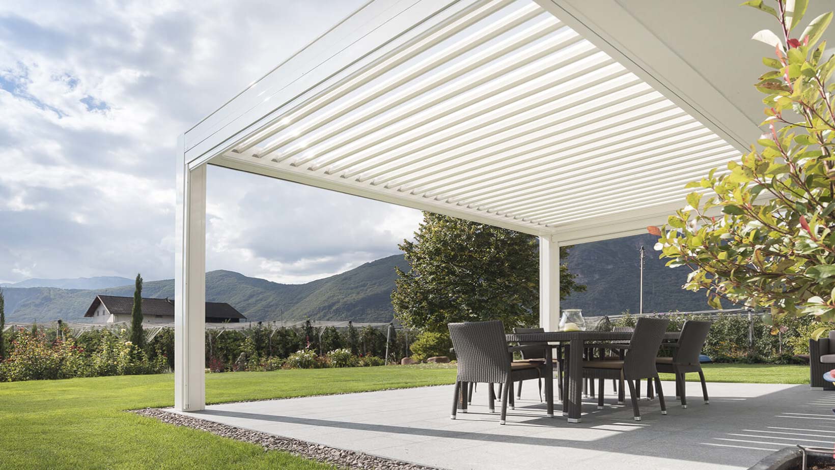 Pergola bioclimatica su misura